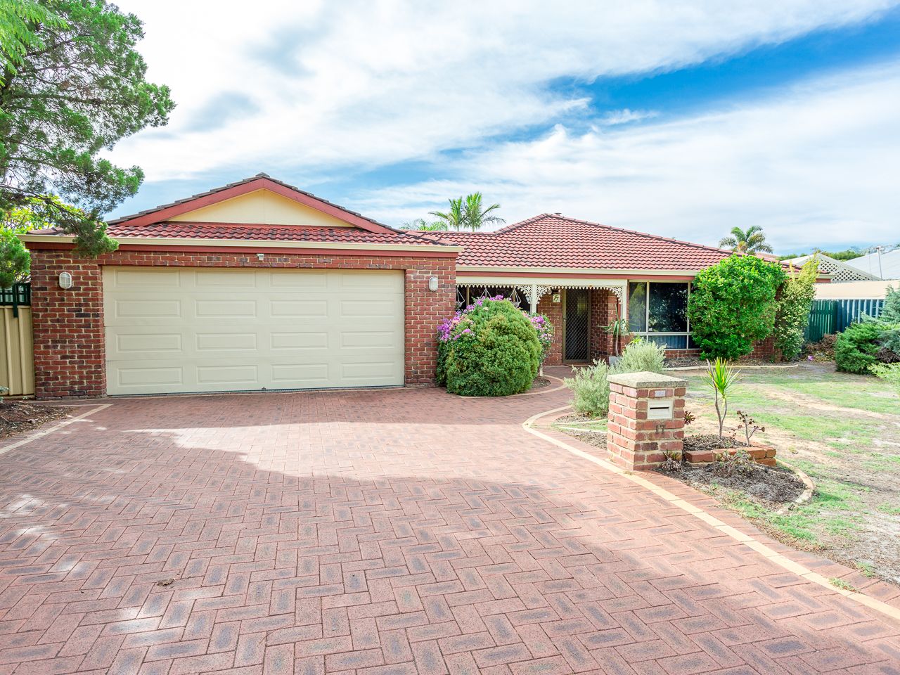 17 Waratah Blvd, Canning Vale WA 6155, Image 1