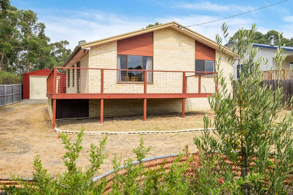 55 Flakemores Road, Eggs And Bacon Bay TAS 7112, Image 0