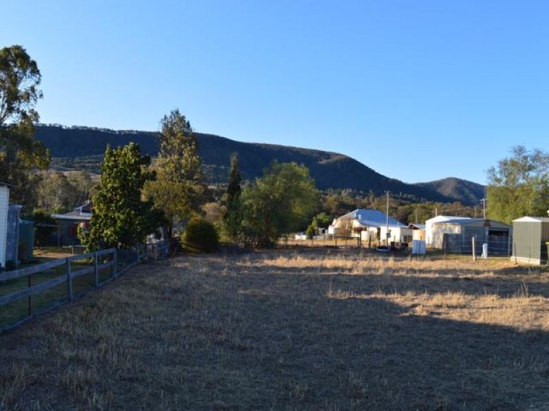 9/9 Edmund, Mount Colliery QLD 4370, Image 0