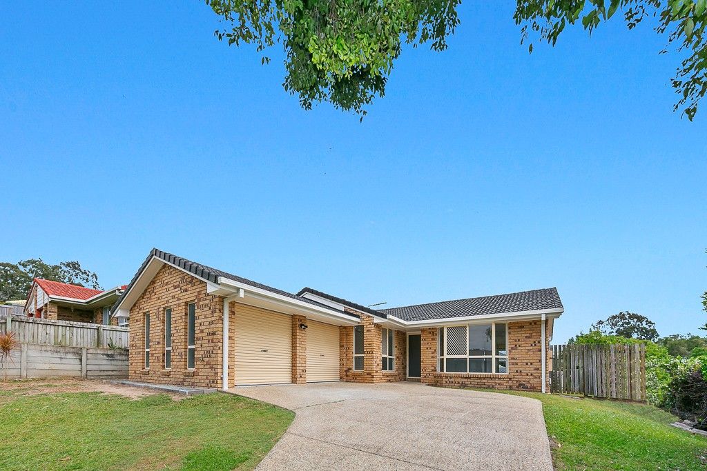 4 bedrooms House in 38 Athlone Street TINGALPA QLD, 4173