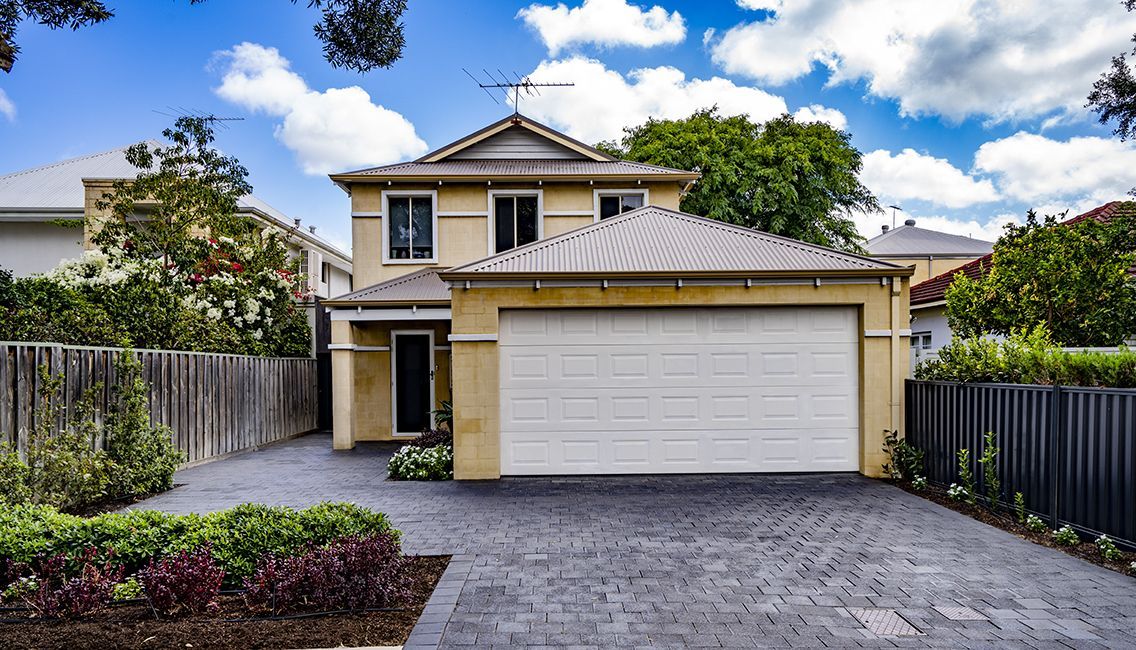 4 bedrooms House in 47a Alfred Road MOUNT CLAREMONT WA, 6010