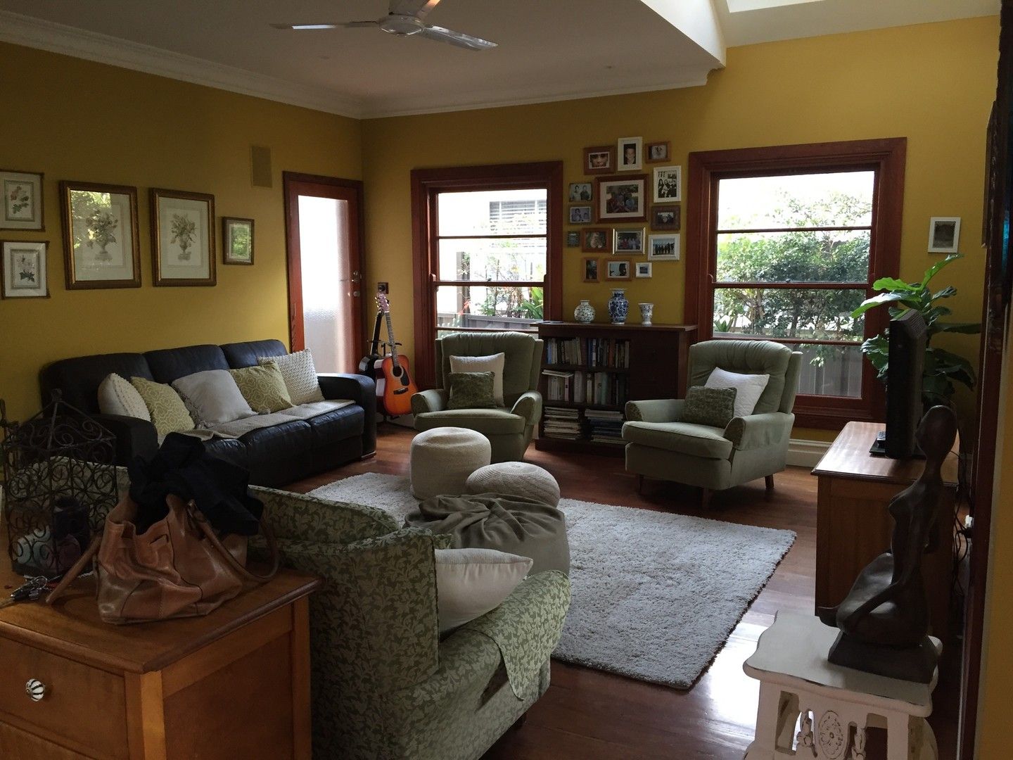 5 bedrooms House in 16 Glassop Street CARINGBAH NSW, 2229