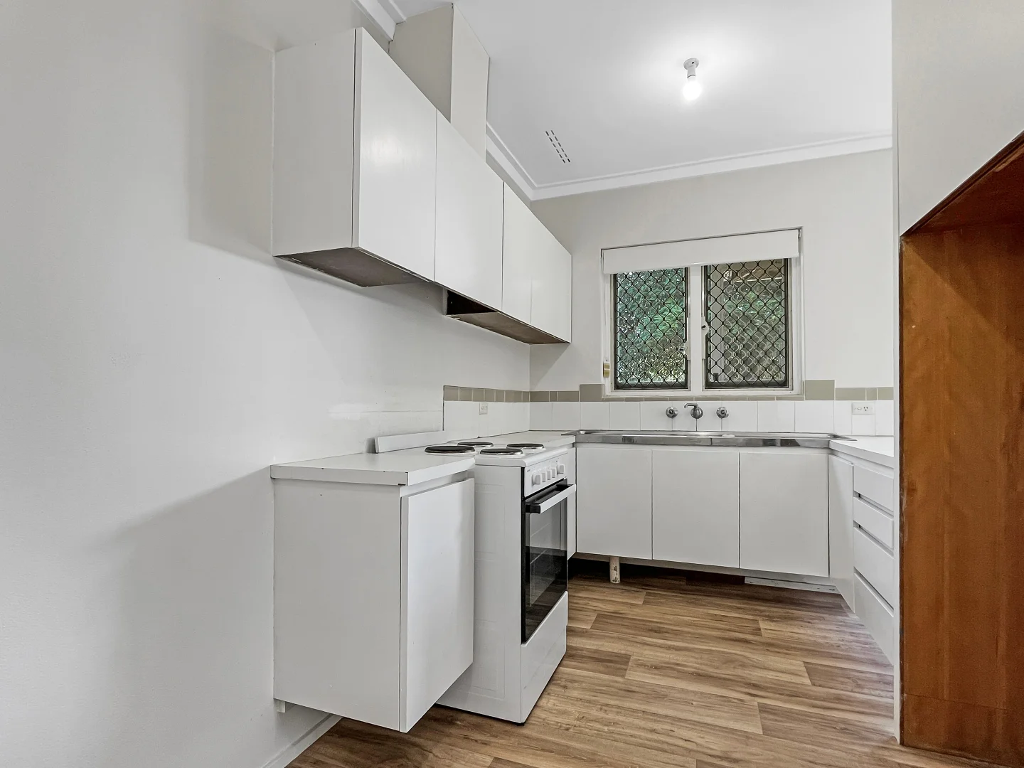 Additional image 3 of 38 Robert St, Como WA 6152