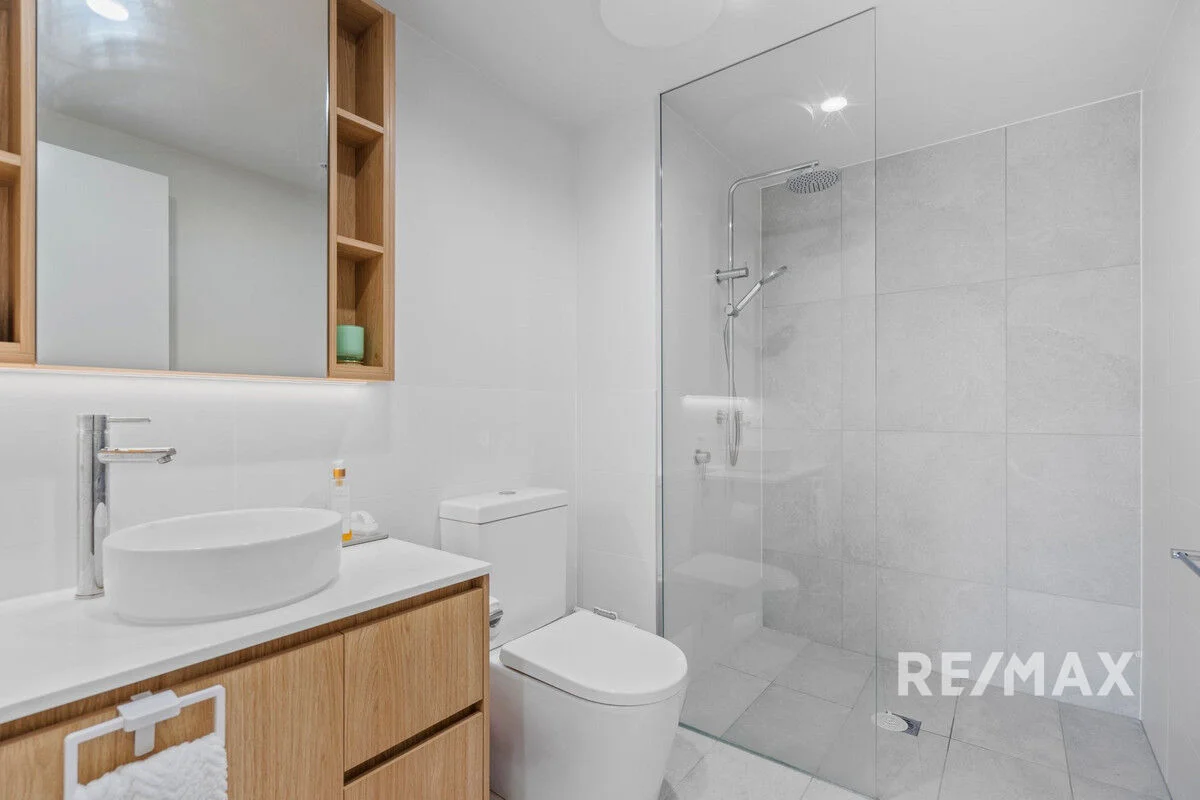 Additional image 10 of 708/21-25 Carl Street, Woolloongabba QLD 4102