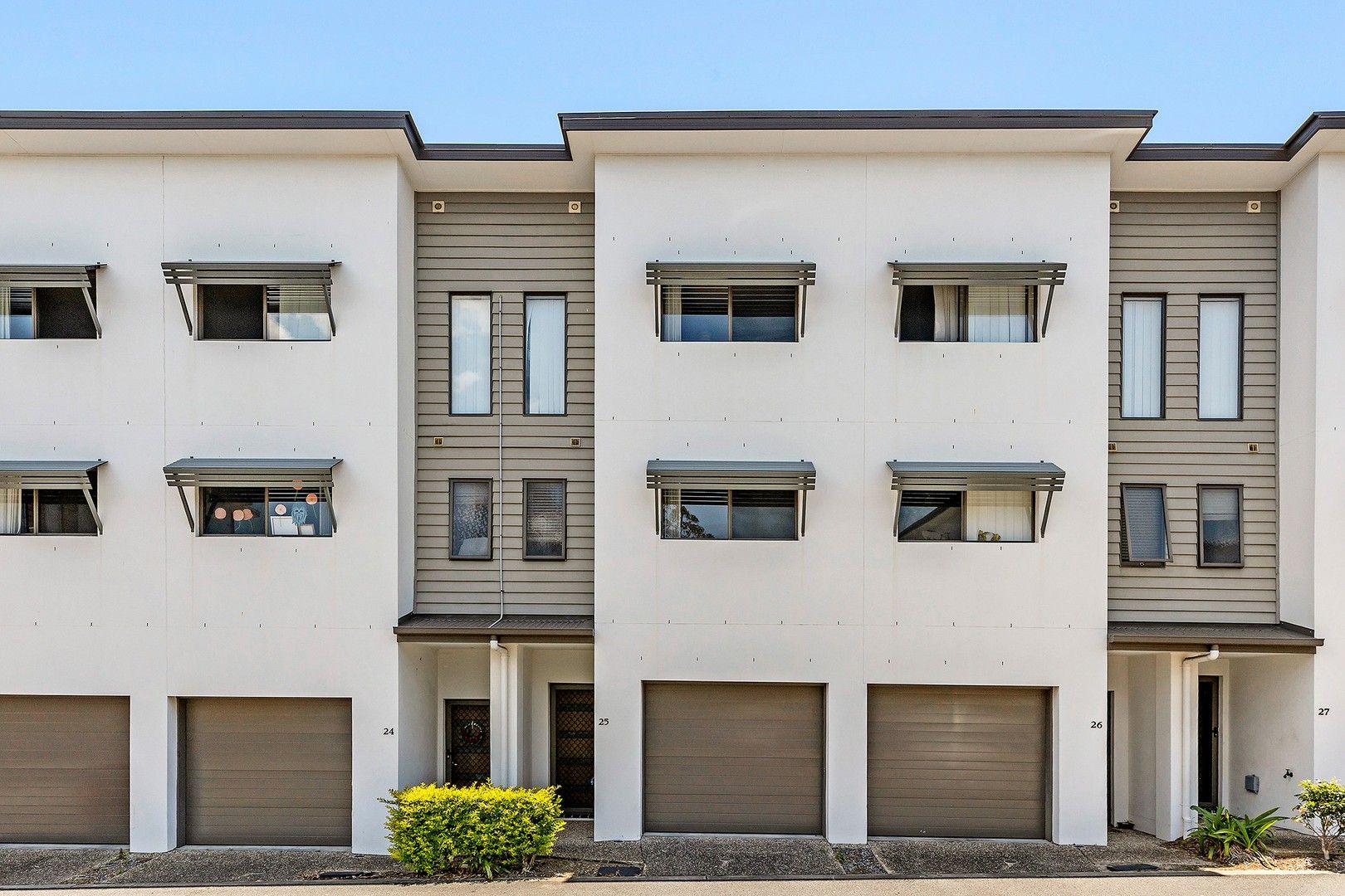 3 bedrooms Townhouse in 25/10 Radiant Street TAIGUM QLD, 4018