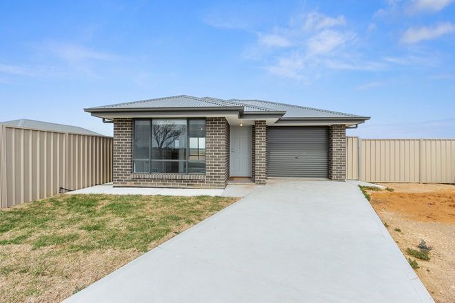 Picture of 61 Catherine Street, PORT WAKEFIELD SA 5550
