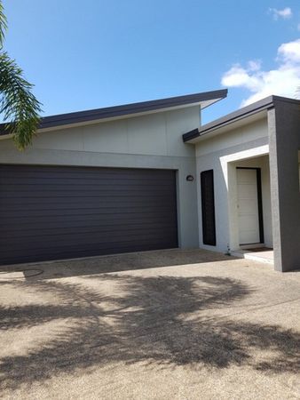 4 bedrooms House in 4 Montalbion Avenue TRINITY PARK QLD, 4879