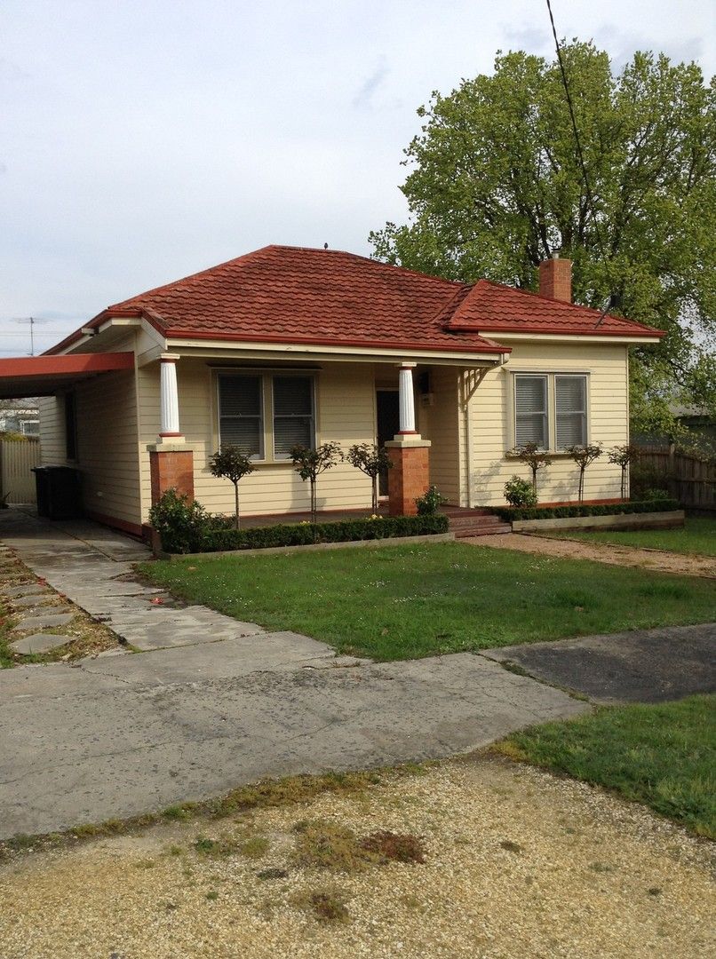 3 bedrooms House in 11 Joy Street MORWELL VIC, 3840