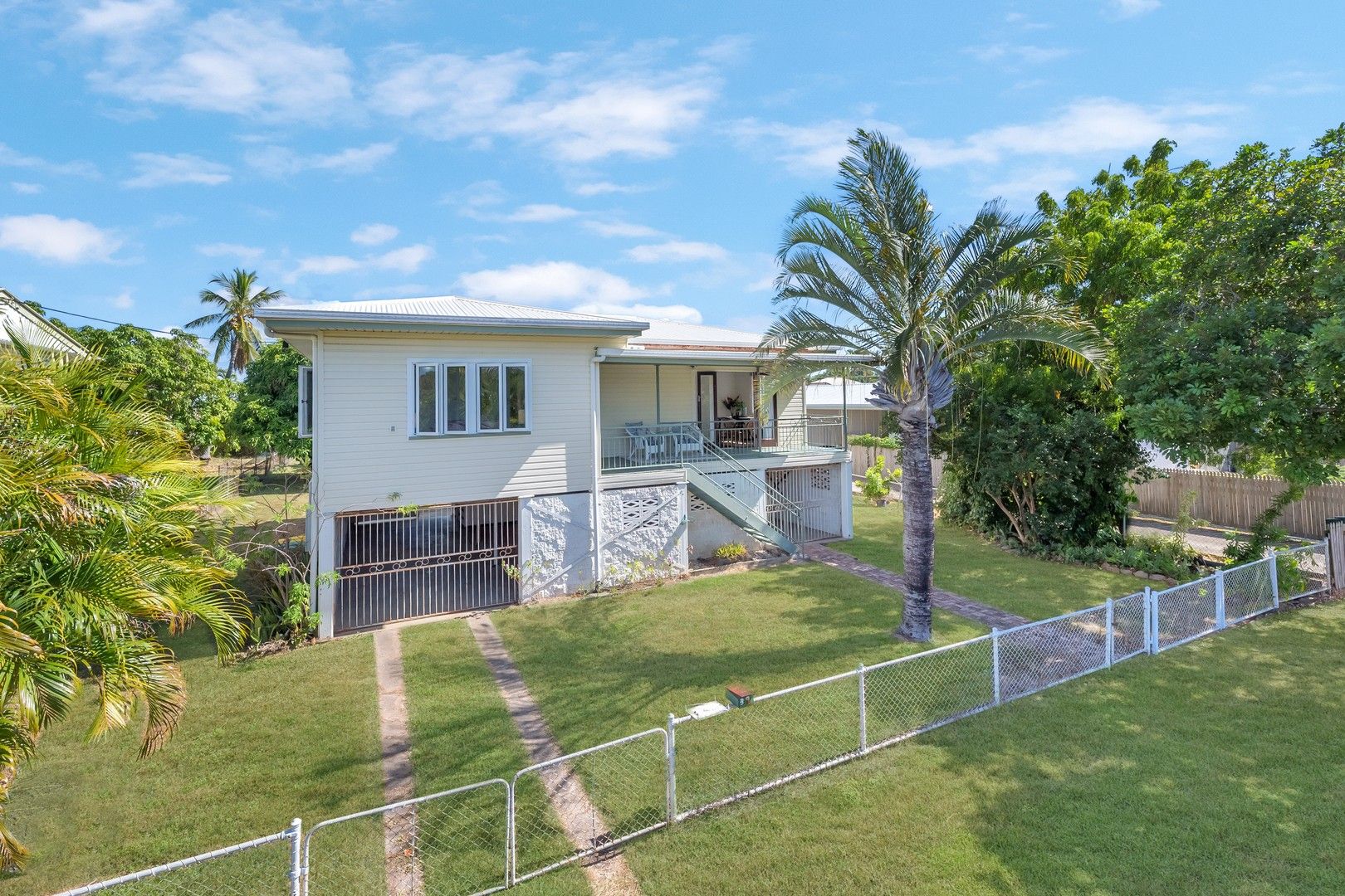 3 bedrooms House in 39 Findlater St OONOONBA QLD, 4811