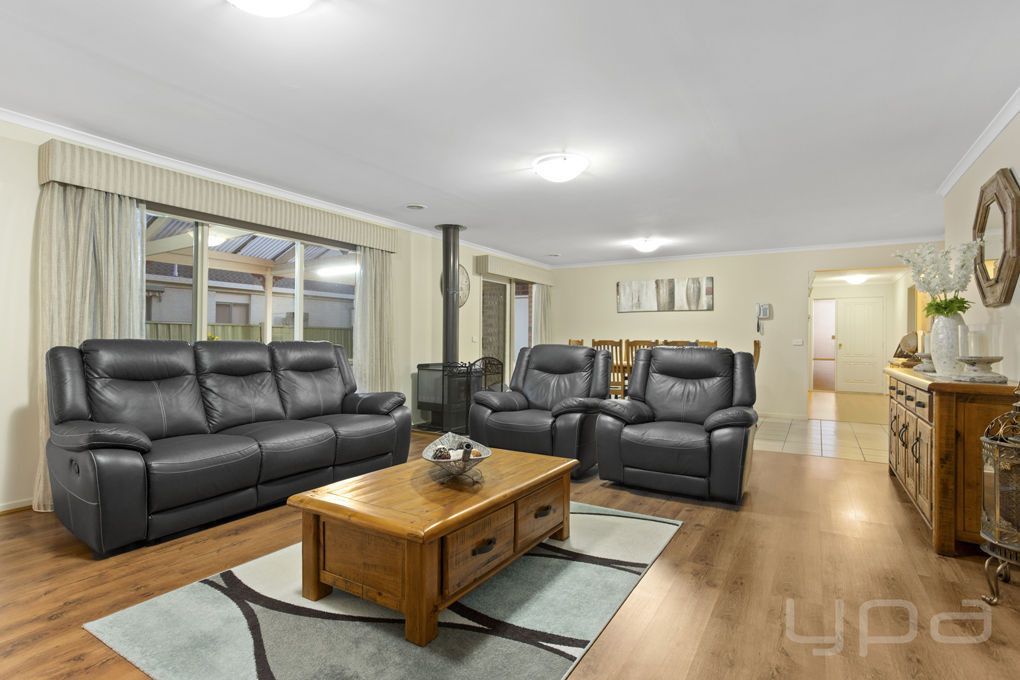 16 Picardy Court, Hoppers Crossing VIC 3029, Image 1