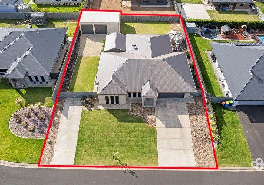 3 bedrooms House in 8 Coolum Close MOUNT GAMBIER SA, 5290