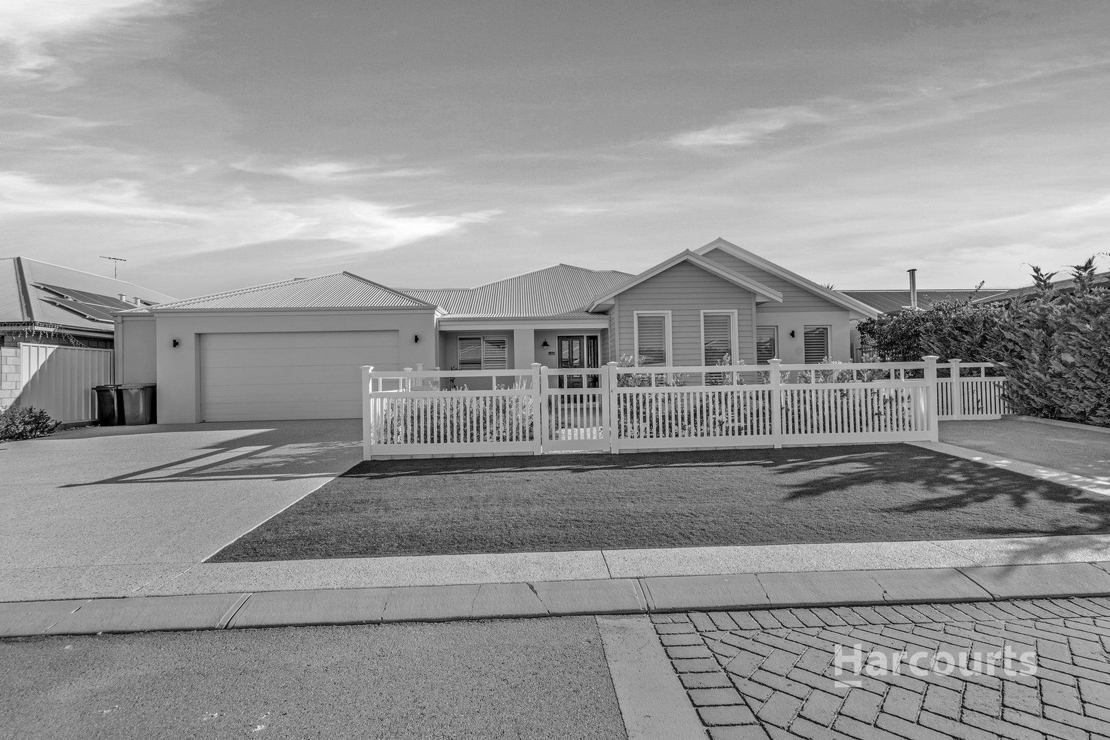 4 Drummore Vista, Madora Bay WA 6210