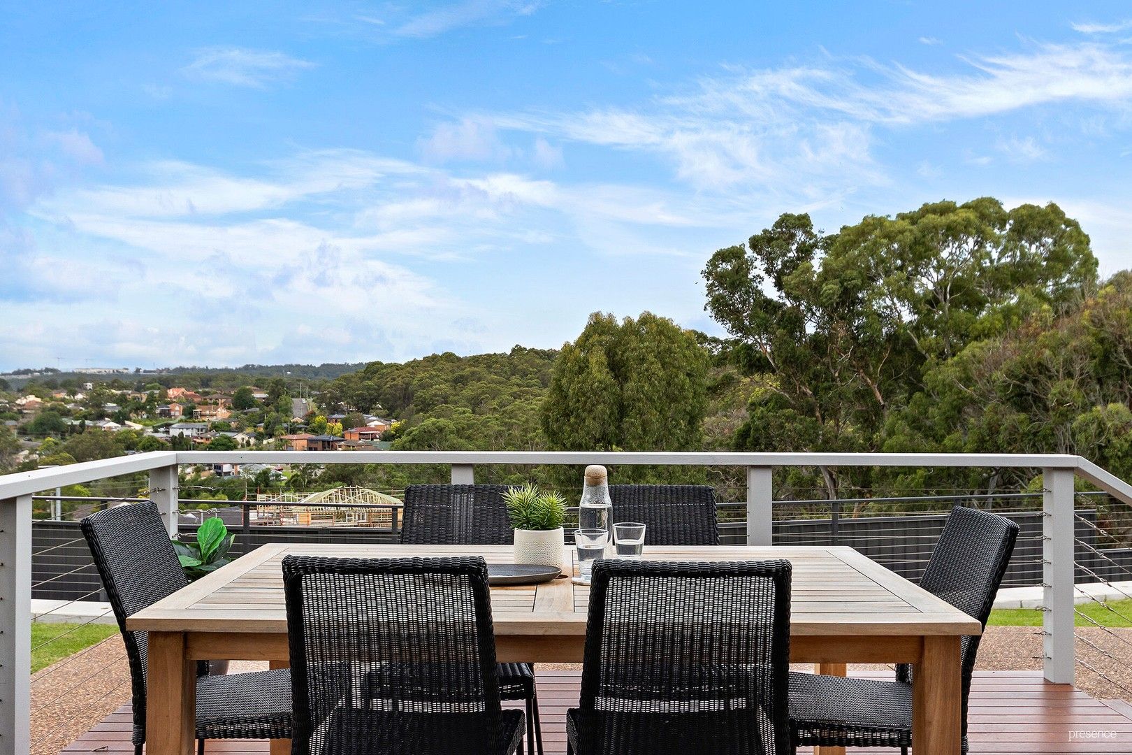 4 bedrooms House in 197 Lake Road ELERMORE VALE NSW, 2287