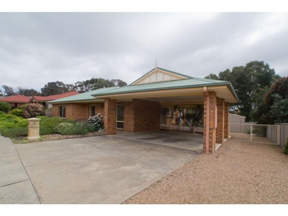 6 Irkara Drive, Kennington VIC 3550