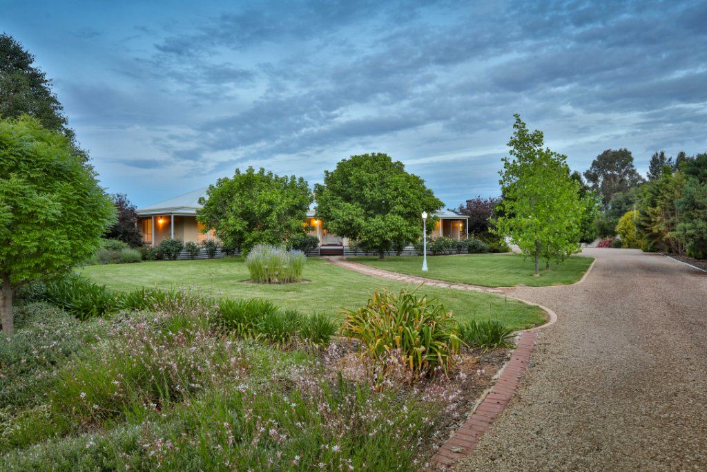 10 Grandview Way, Mildura VIC 3500, Image 1