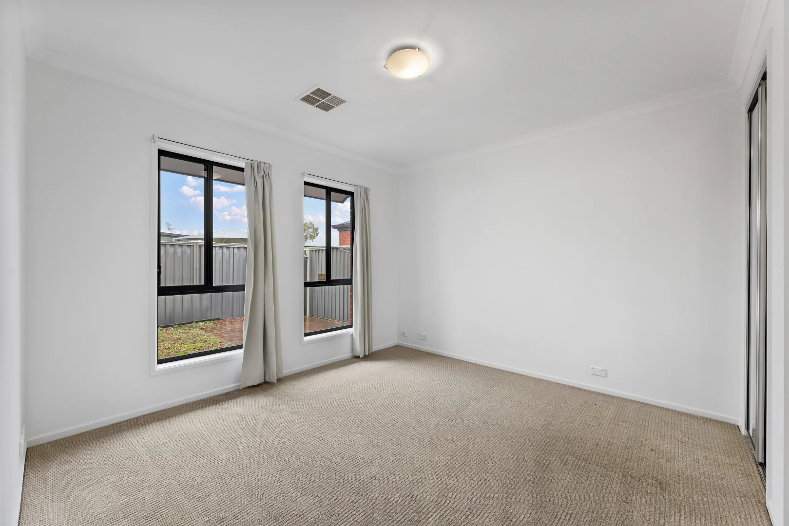 Additional image 6 of 4/105 Springbank Bvd, Burton SA 5110