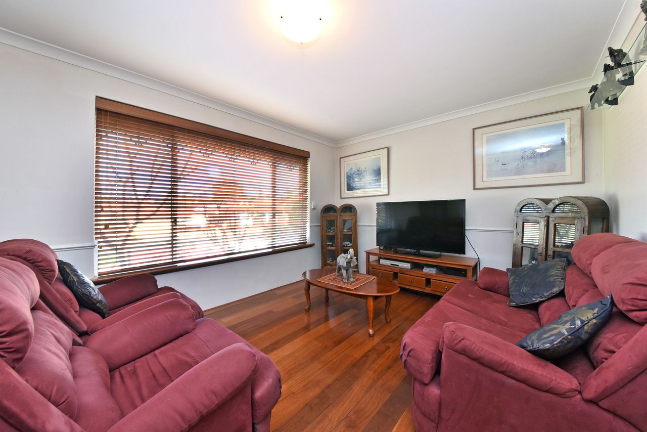 1 Leven Rise, Kinross WA 6028, Image 2