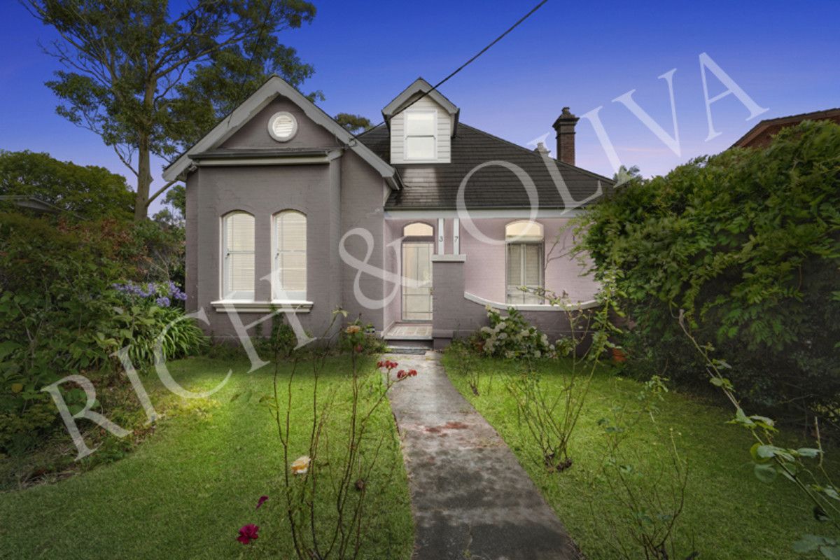 6 bedrooms House in 37 Young Street CROYDON NSW, 2132