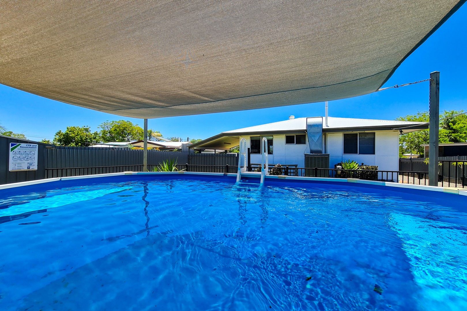 4 bedrooms House in 4 Rosella Avenue MOUNT ISA QLD, 4825