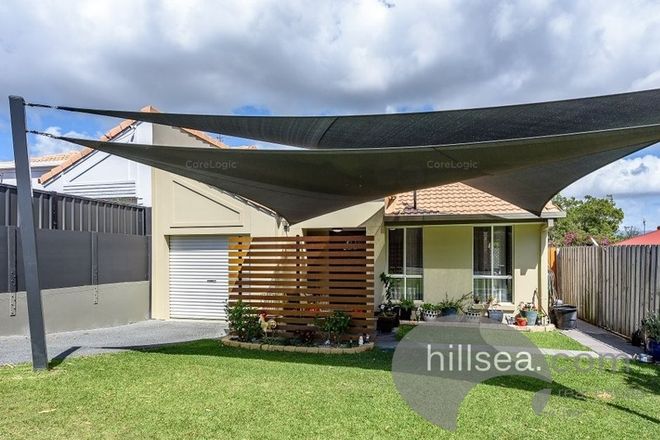 Picture of 2/94 Greenacre Drive, PARKWOOD QLD 4214
