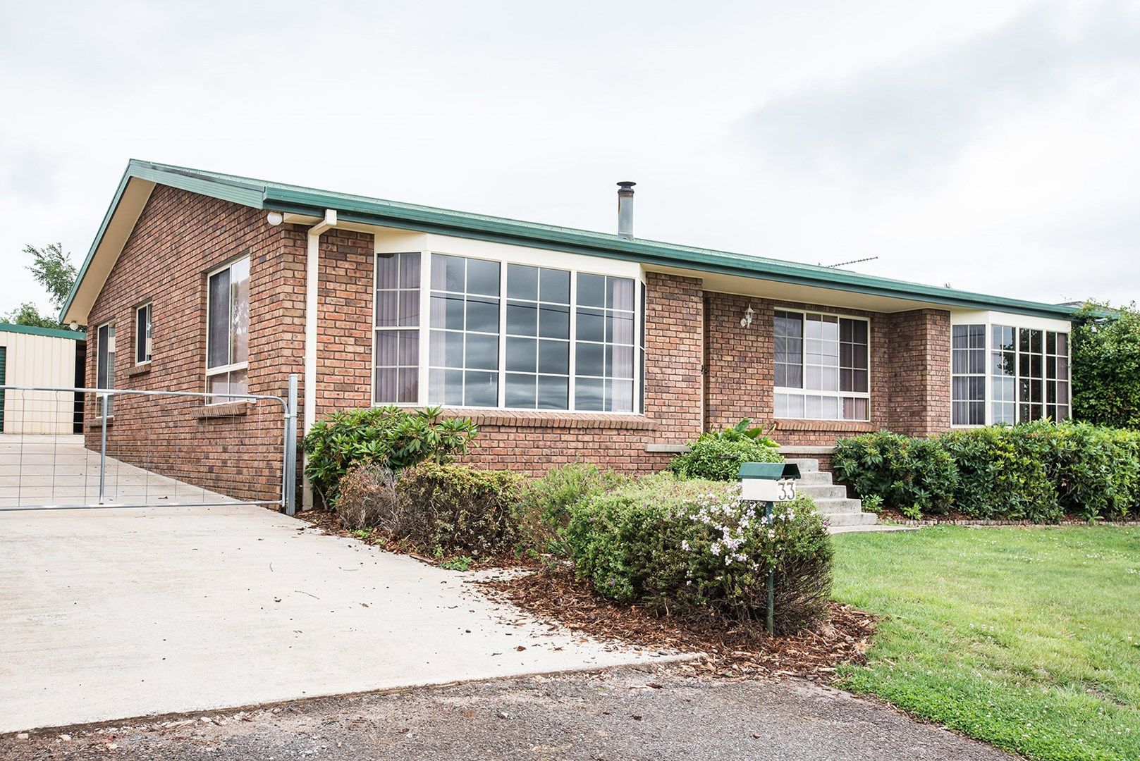 33 Dry Street, Deloraine TAS 7304, Image 1