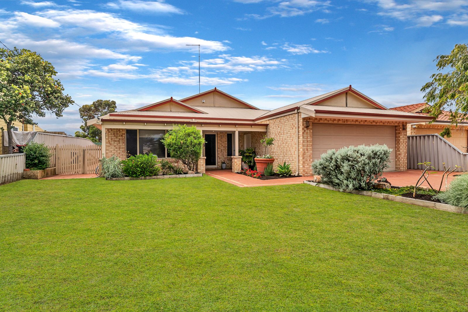 30 Treasure Road, Singleton WA 6175, Image 0