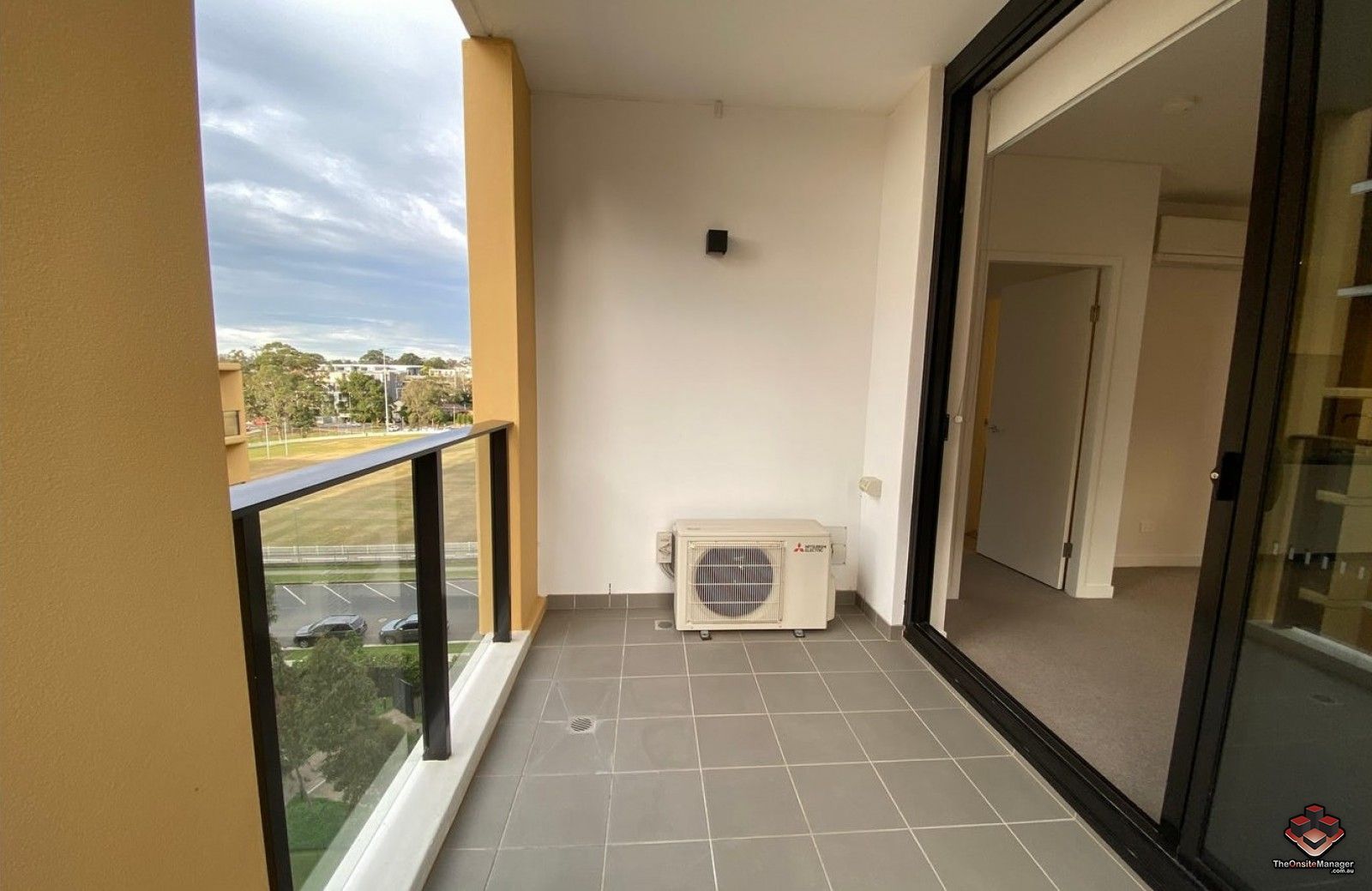 2 bedrooms Apartment / Unit / Flat in 506/21-37 Waitara Avenue WAITARA NSW, 2077