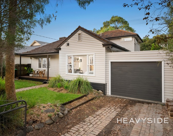 15 Brook Crescent, Box Hill South VIC 3128