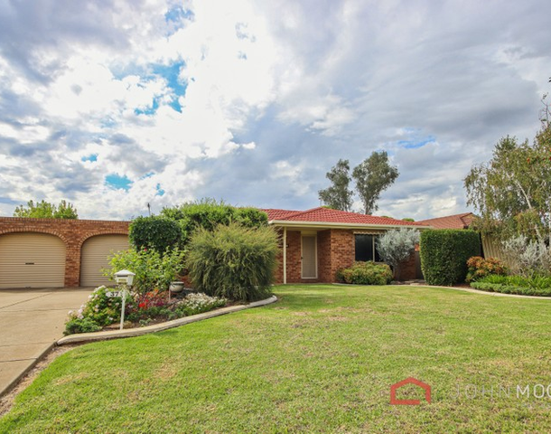 37 Nardoo Street, Glenfield Park NSW 2650