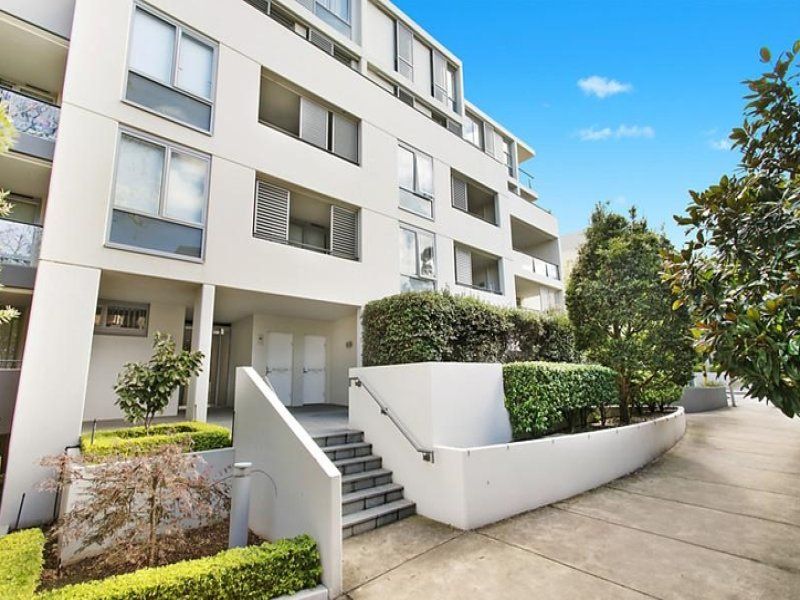 1 bedrooms Apartment / Unit / Flat in 3/1 Day Street CHATSWOOD NSW, 2067