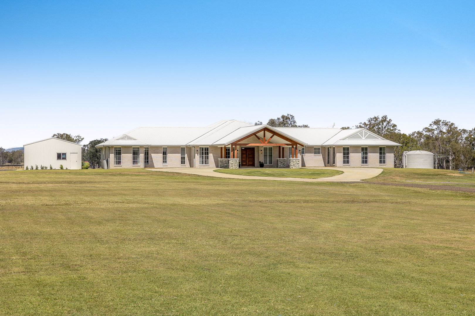 480 Gatton Esk Road, Lake Clarendon QLD 4343 House for Sale