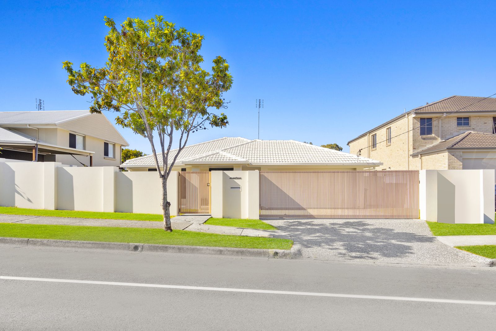 3 bedrooms House in 19 Tecoma Street SOUTHPORT QLD, 4215
