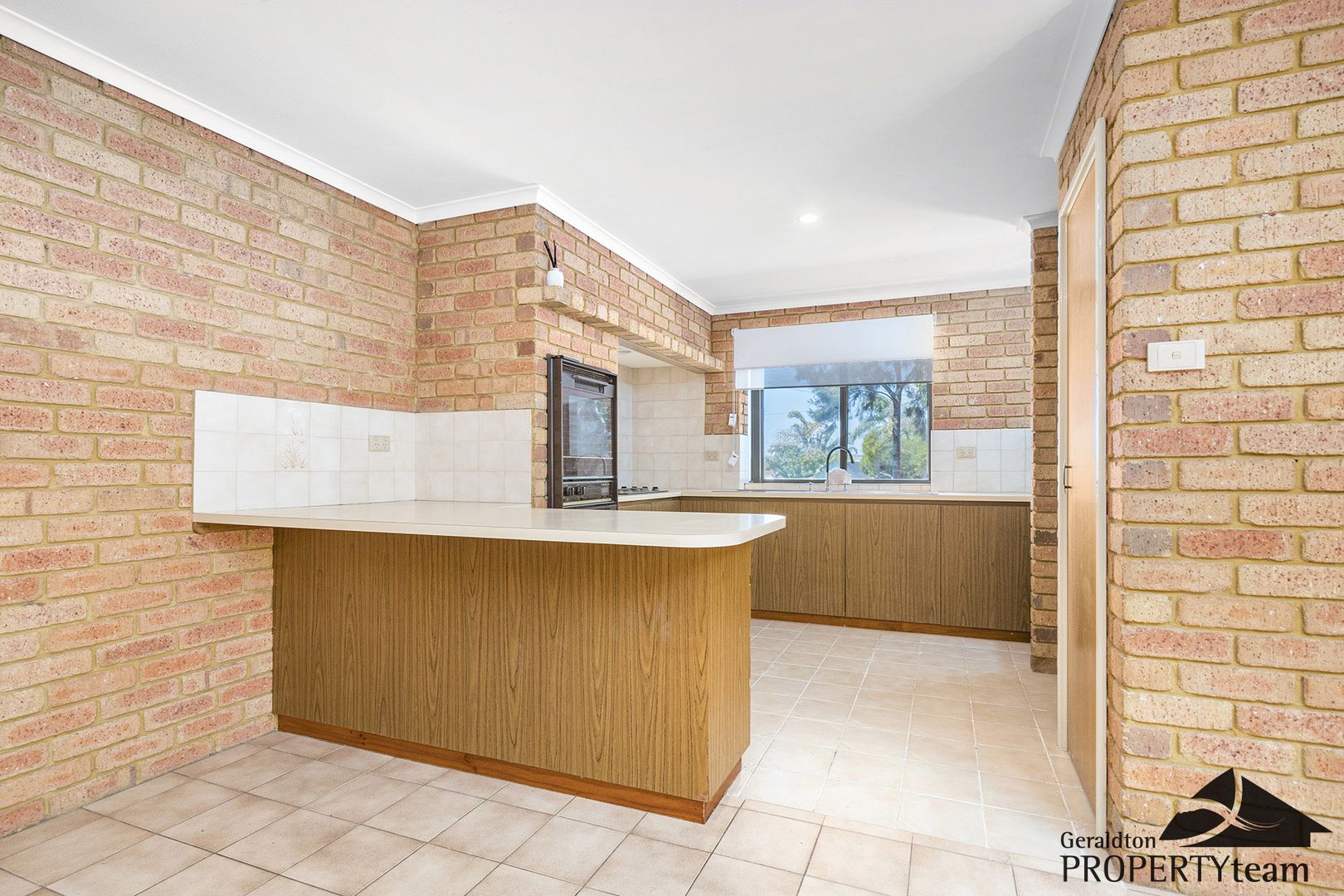 17 Mellows Place, Rangeway WA 6530, Image 2