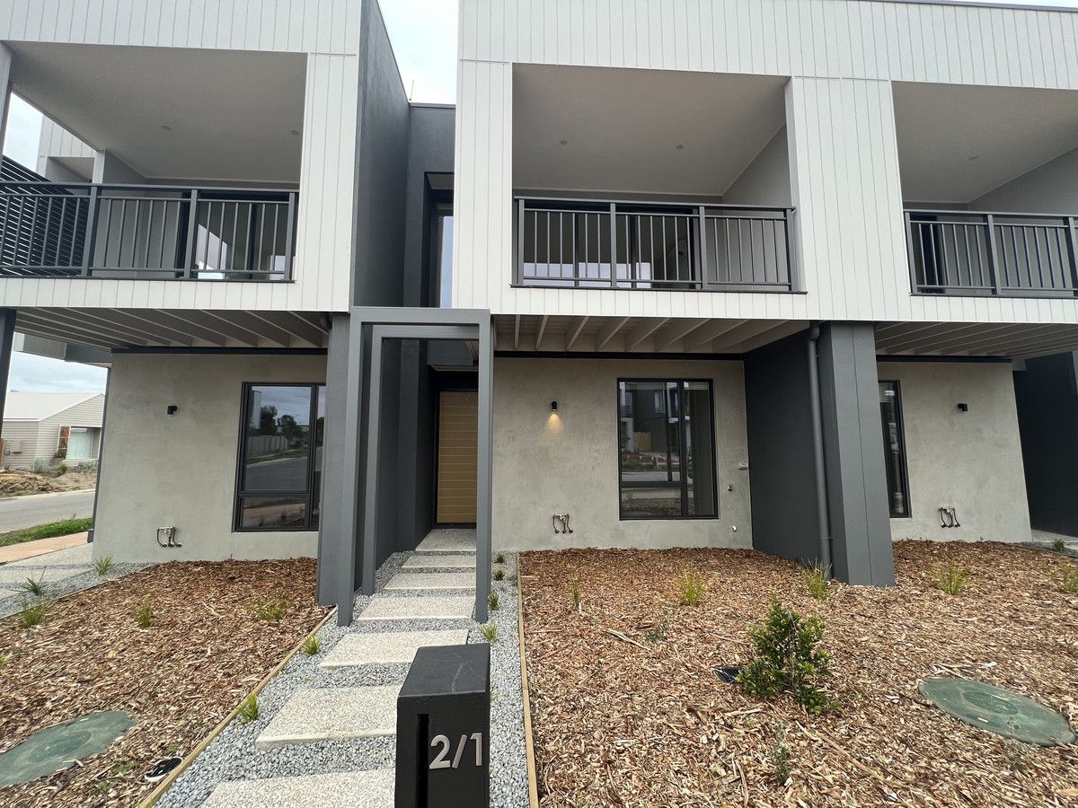 2/1 Wurrak Crescent, Torquay VIC 3228