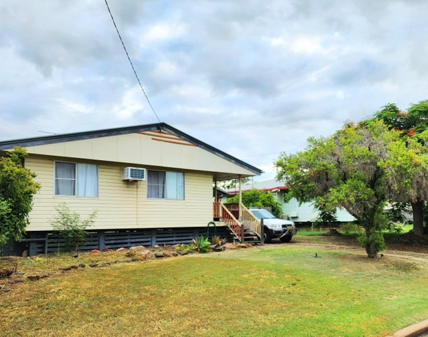 9 Elm Street, Blackwater QLD 4717