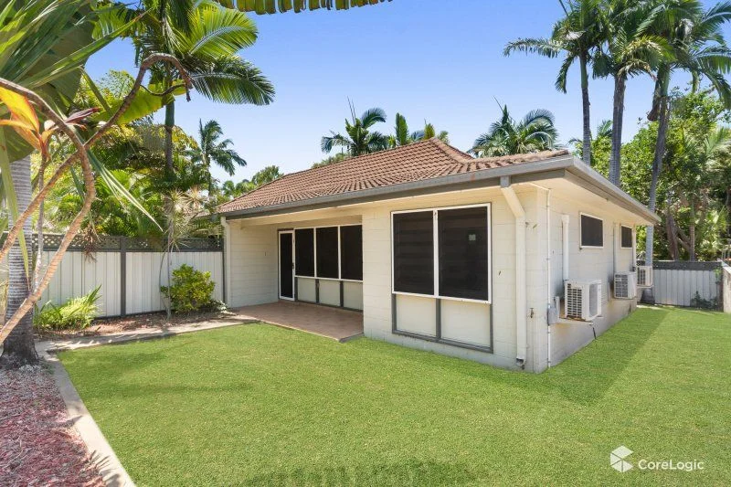 4/114 Cook St, North Ward QLD 4810