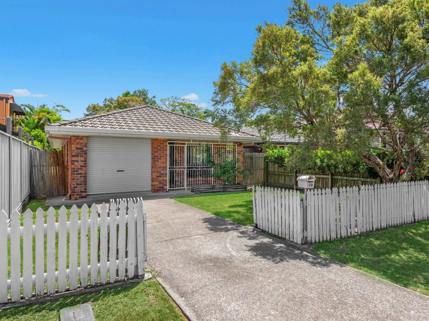 39 Amy Street, Hawthorne QLD 4171