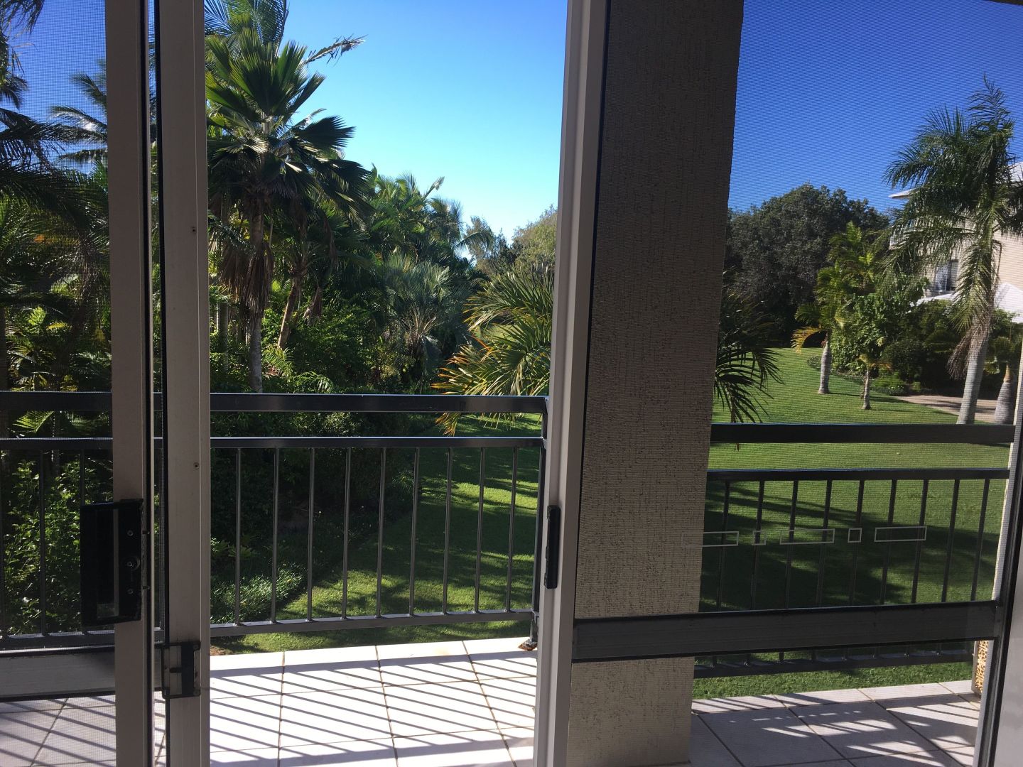 Mackay QLD 4740 3 beds townhouse for Sale, 430,00 negotiable and