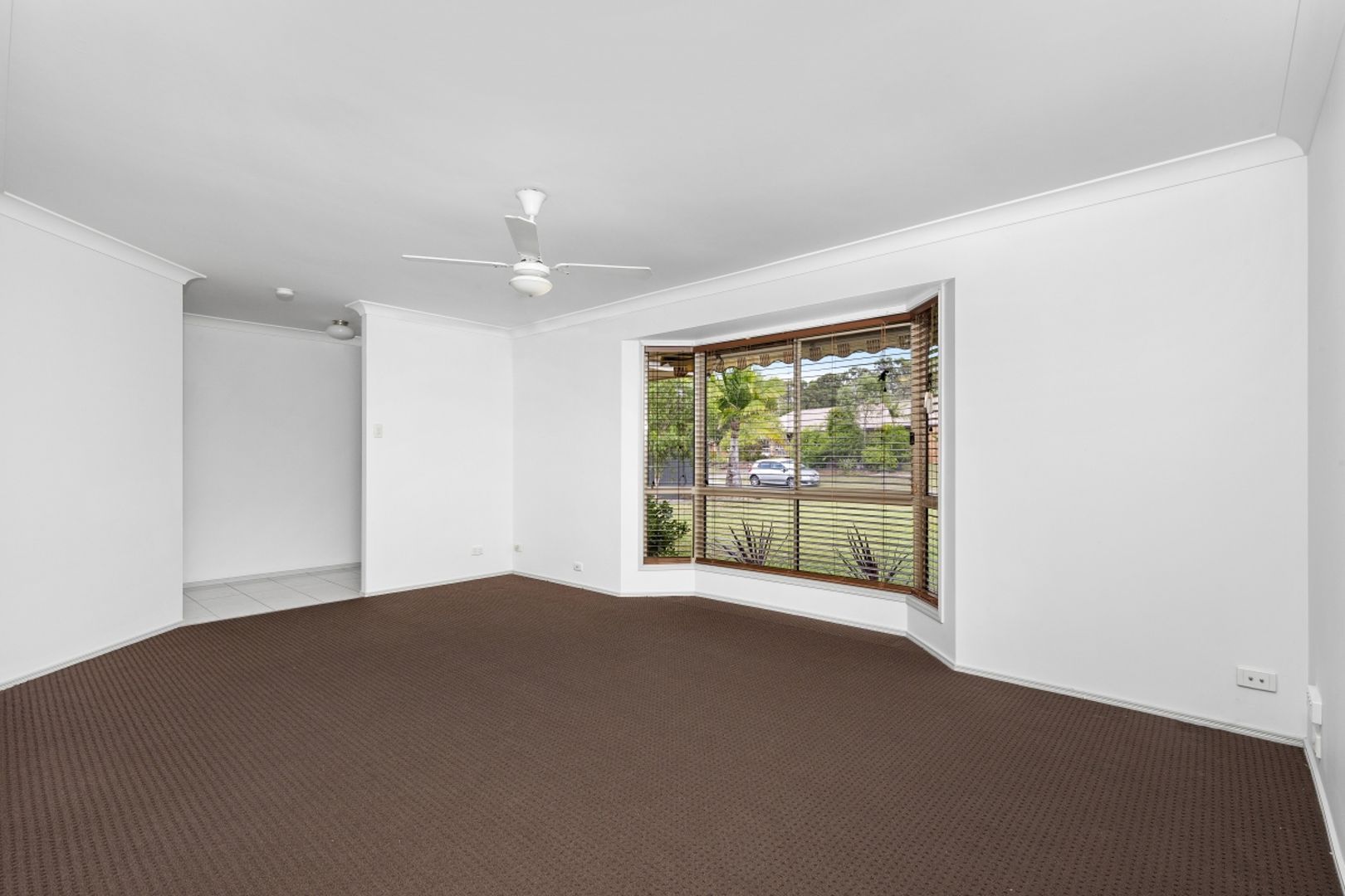 26 Kingaroy Avenue, Helensvale QLD 4212, Image 2