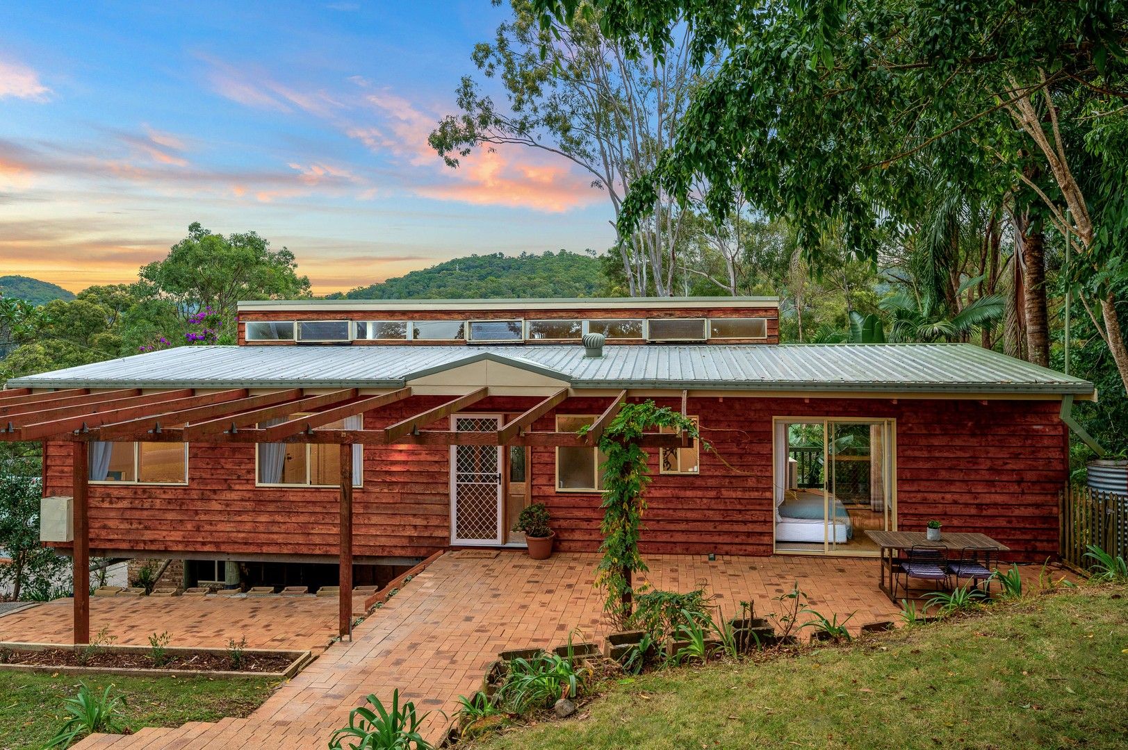 5 bedrooms Acreage / Semi-Rural in 6 Wednesday Drive TALLEBUDGERA VALLEY QLD, 4228