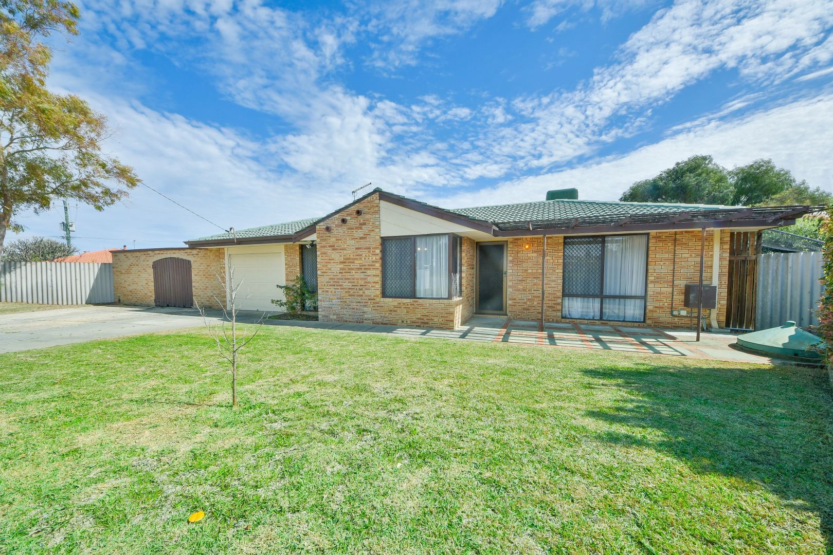 18 Yarle Crt, Cooloongup WA 6168, Image 1