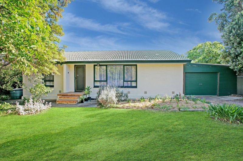 17 Sabina Crescent, CHRISTIE DOWNS SA 5164, Image 0