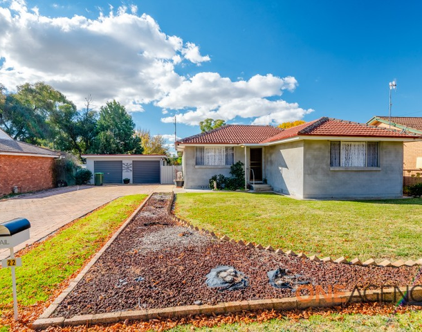 22 Frome Street, Raglan NSW 2795