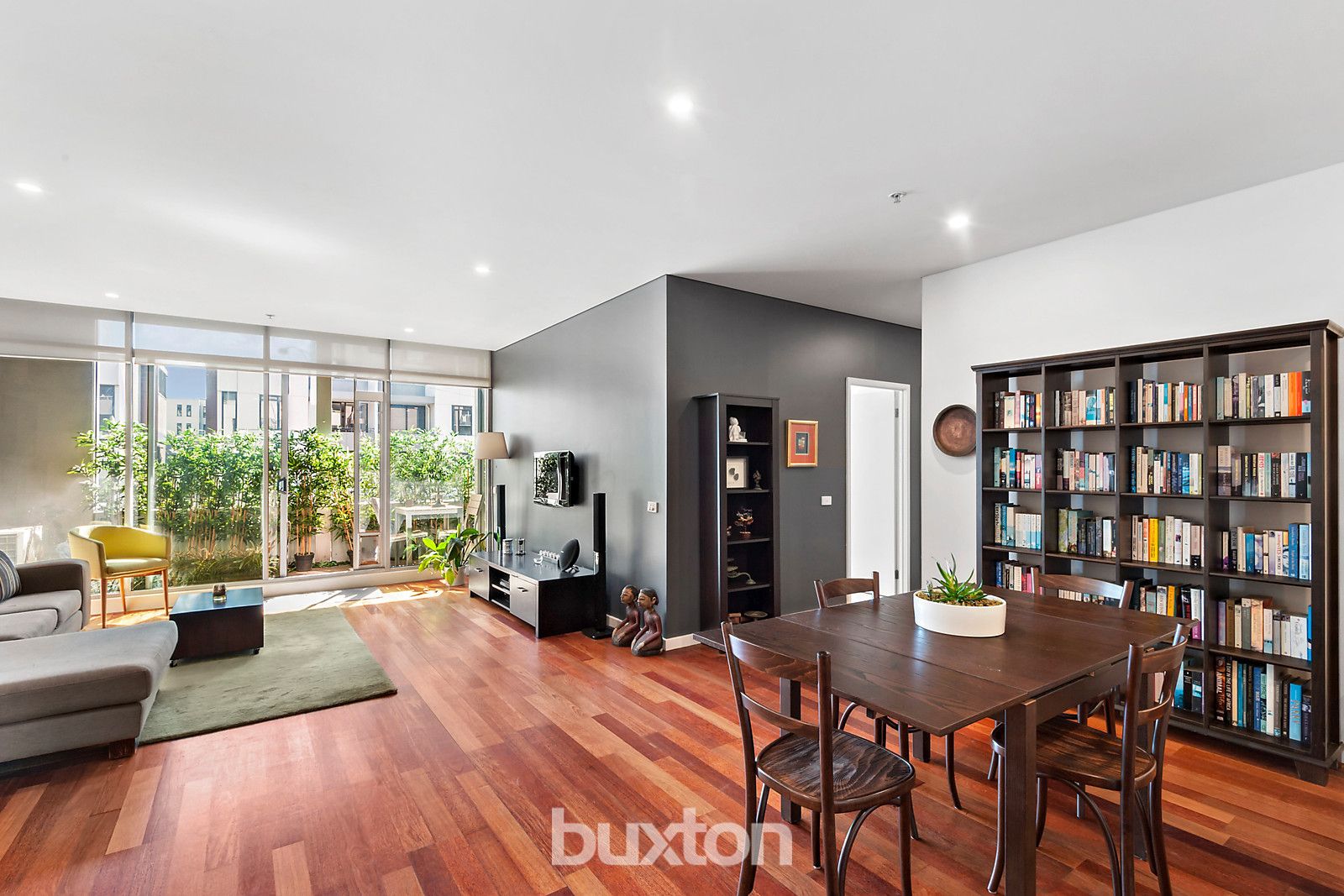 202B/84 Bay Street, Port Melbourne VIC 3207