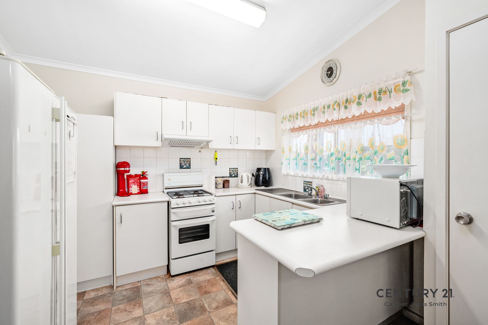 687 Pacific Highway, Belmont NSW 2280, Image 2