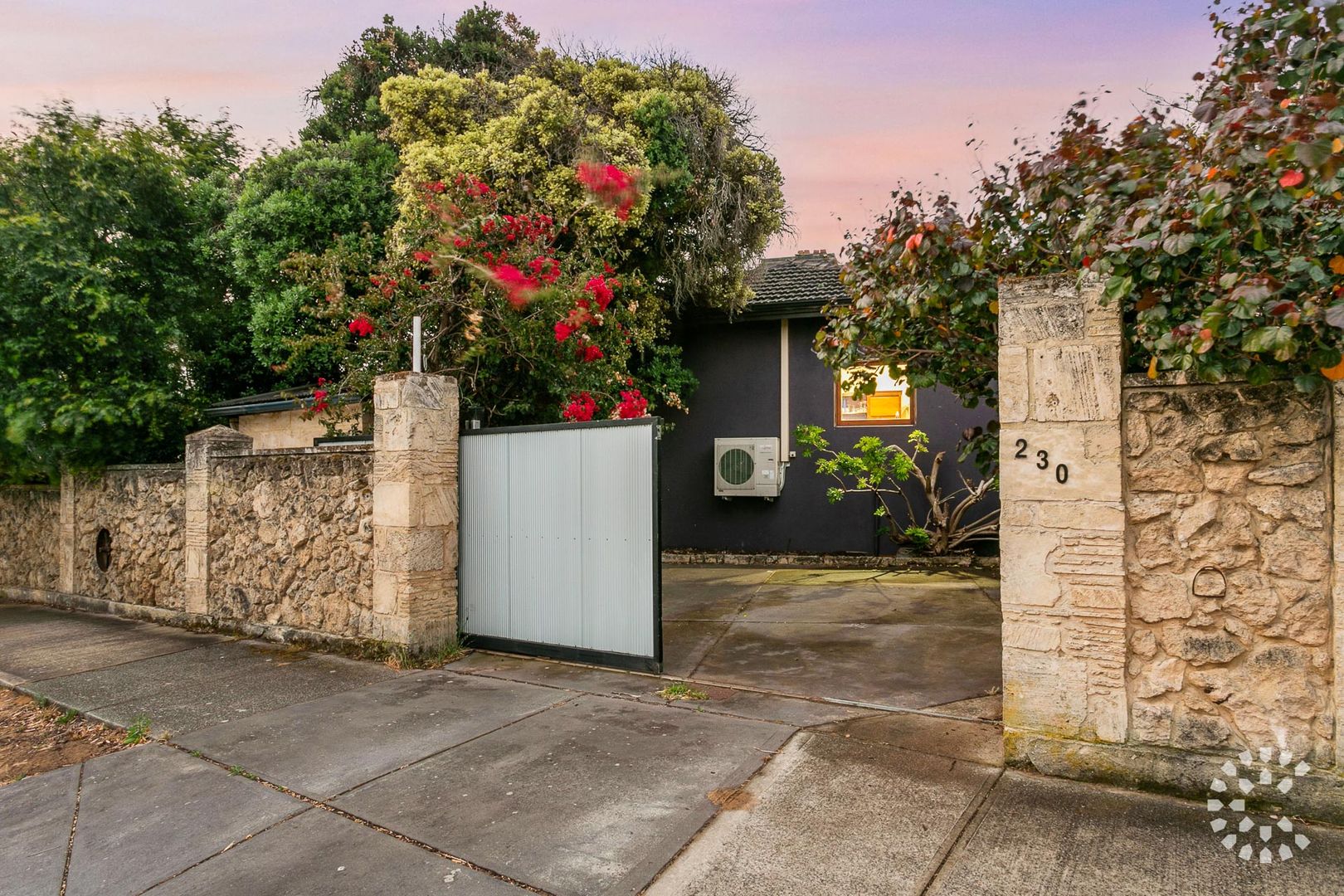 230 Carrington Street, Hilton WA 6163, Image 1