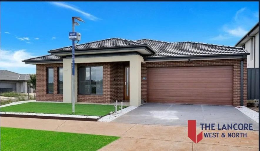 54 Roehampton Drive, Strathtulloh VIC 3338