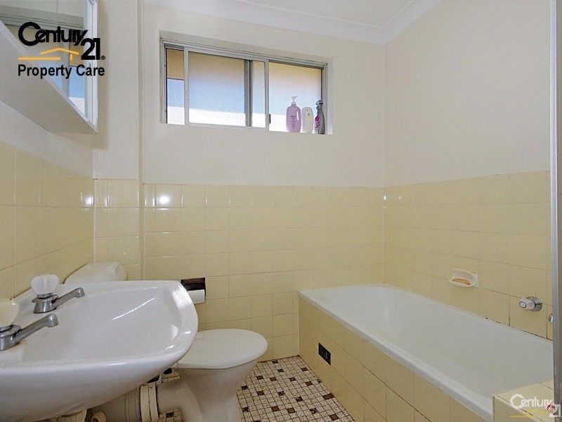 7/24 ATCHISON ROAD, Macquarie Fields NSW 2564, Image 1