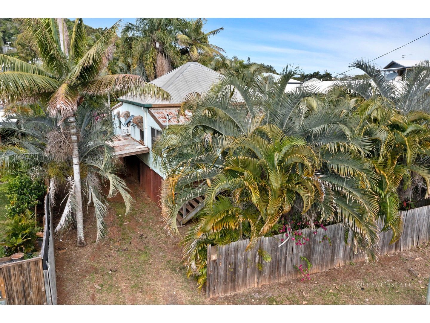 2 bedrooms House in 5 Power Street YEPPOON QLD, 4703