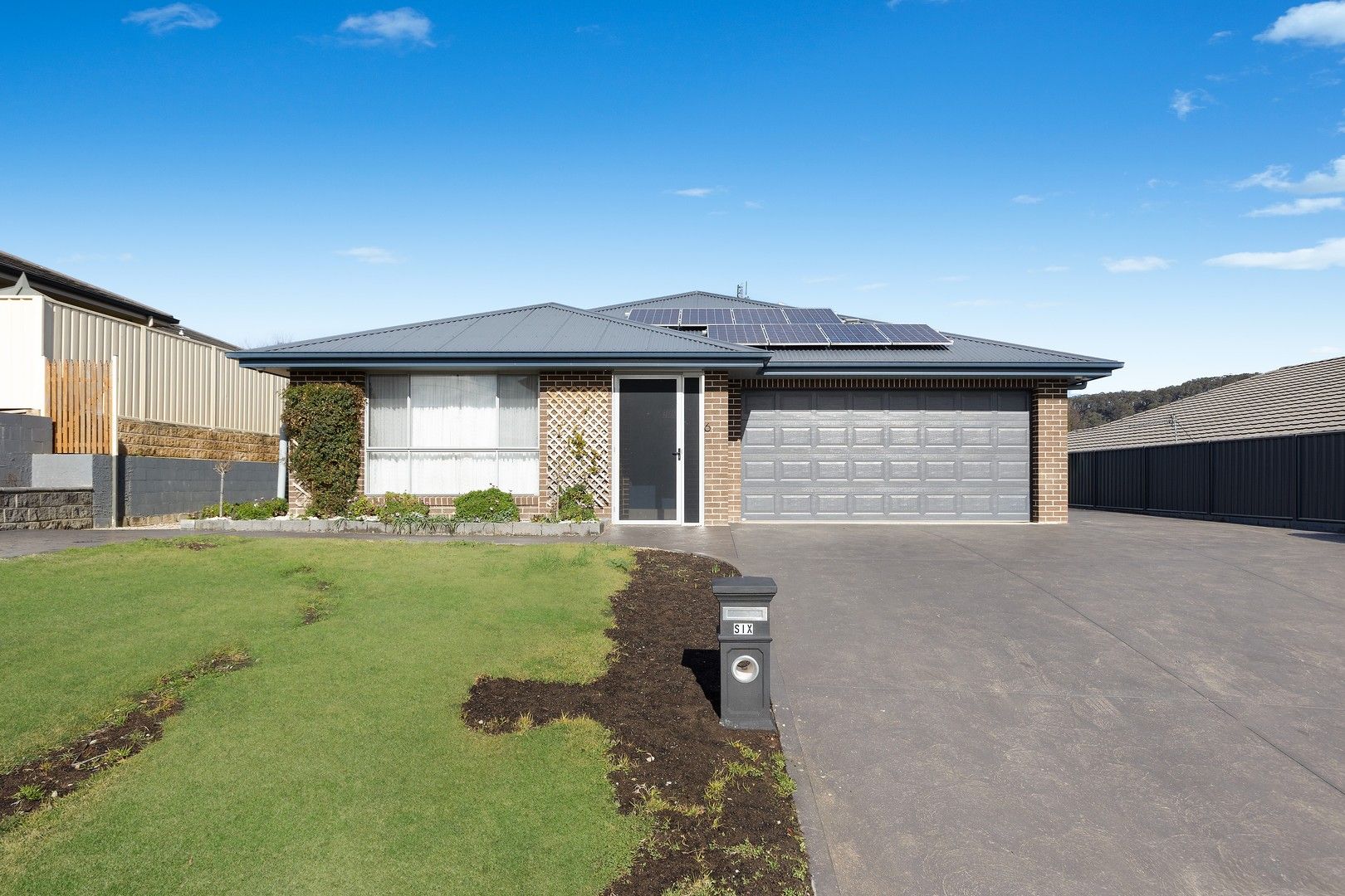 4 bedrooms House in 6 Stockade Close LITHGOW NSW, 2790